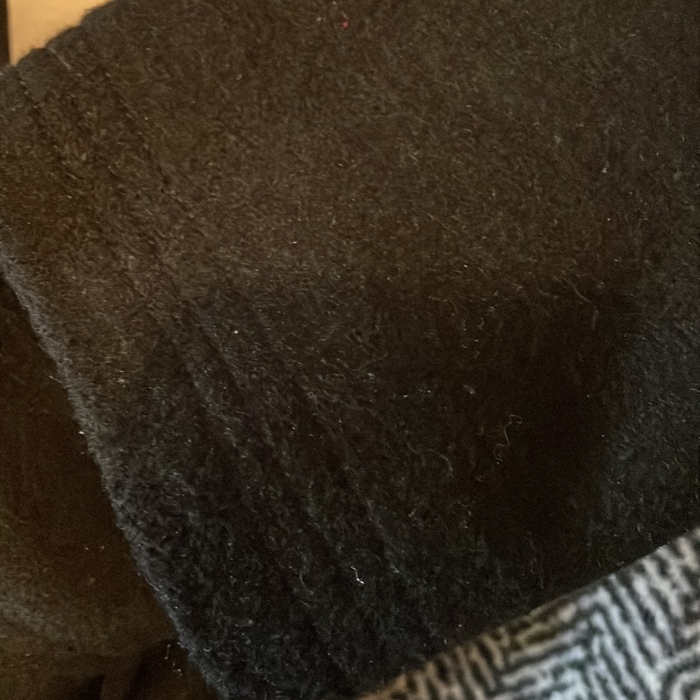 Coat - Picture 9 of 11